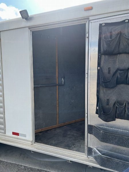 Used 2005 Cherokee Weekender 3H Horse Trailer