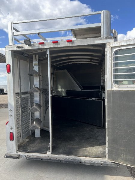 Used 2005 Cherokee Weekender 3H Horse Trailer